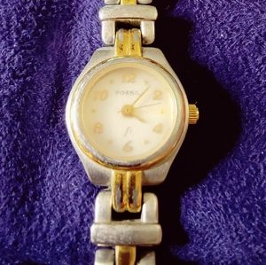 🎊FOSSIL Ladies Watch